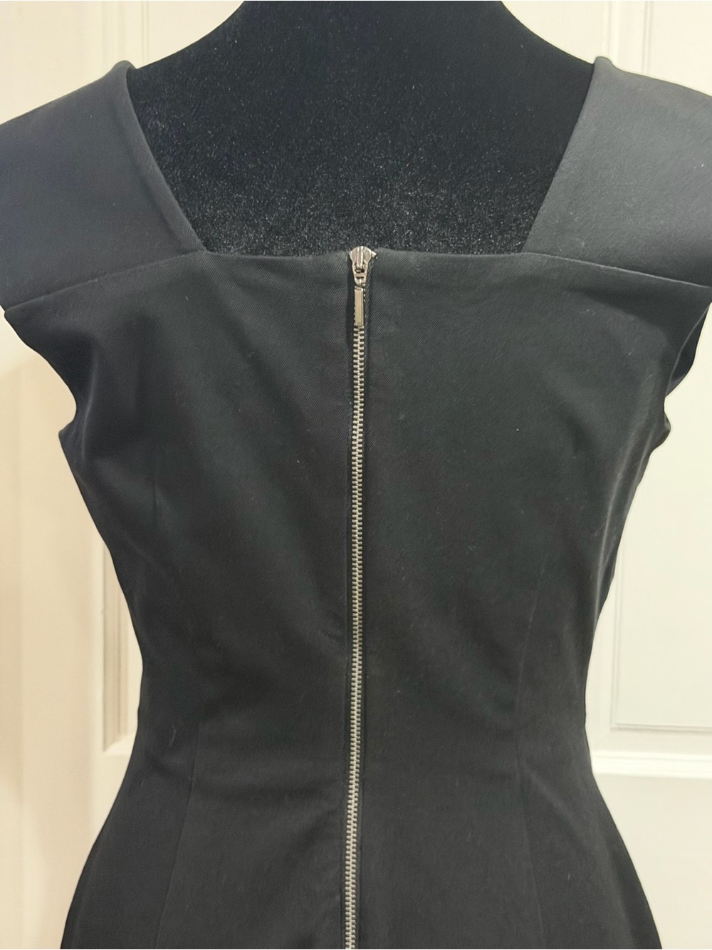 Roland Mouret for Banana Republic bodycon dress - Picture 4 of 5